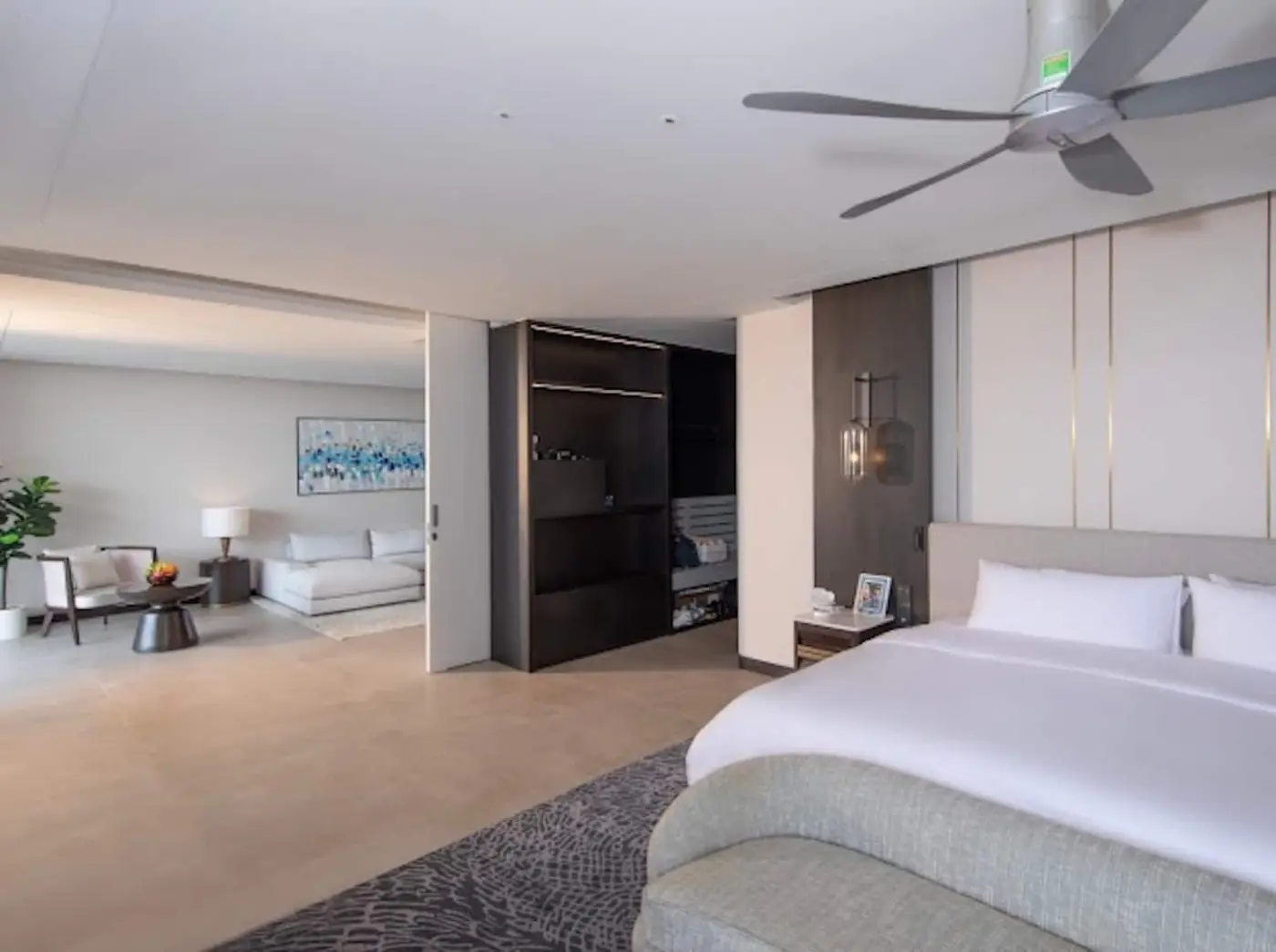 Ocean Master Suite 1